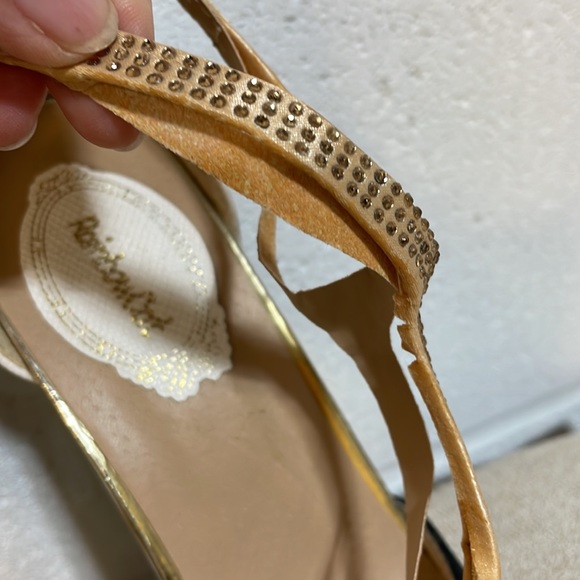 Flawed size 8 mini rhinestone studded T strap high heels gold black white point - Picture 3 of 12